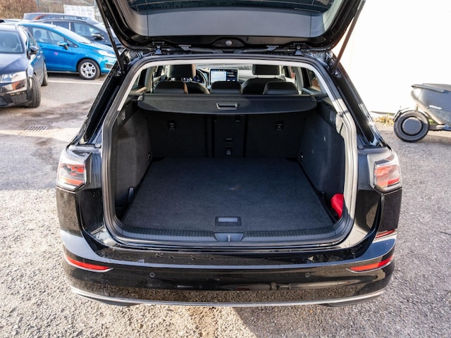 Volkswagen Golf 2.0 TDI DSG Variant