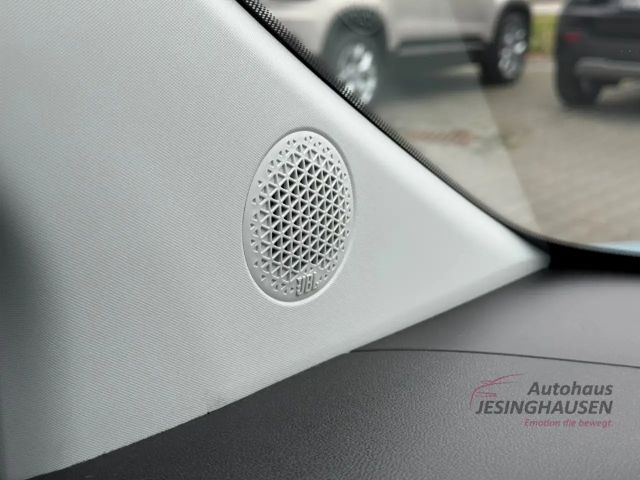 Fiat 500e Navi Digitales Cockpit JBL LED Apple CarPlay El. V