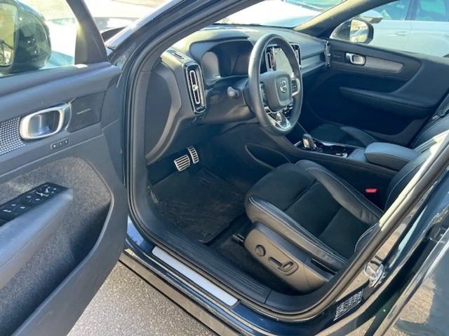 Volvo XC40 AWD Recharge