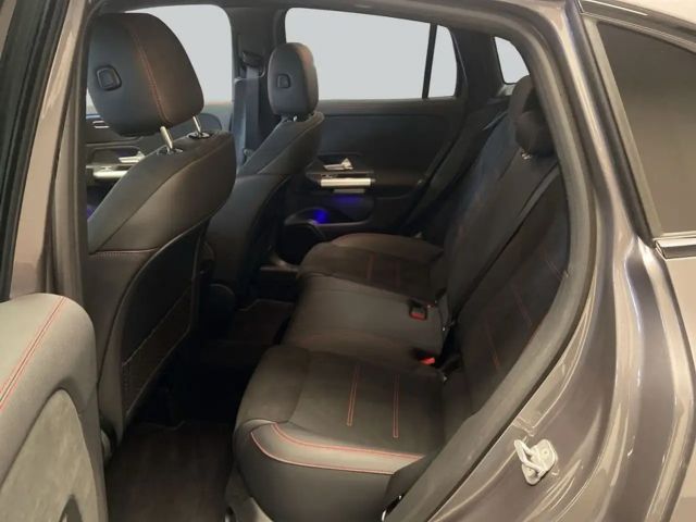 Mercedes-Benz GLA 180 GLA