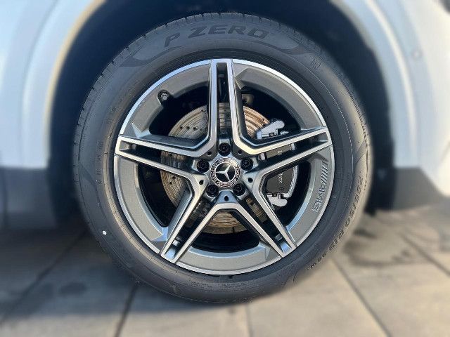 Mercedes-Benz GLA 200 AMG Line