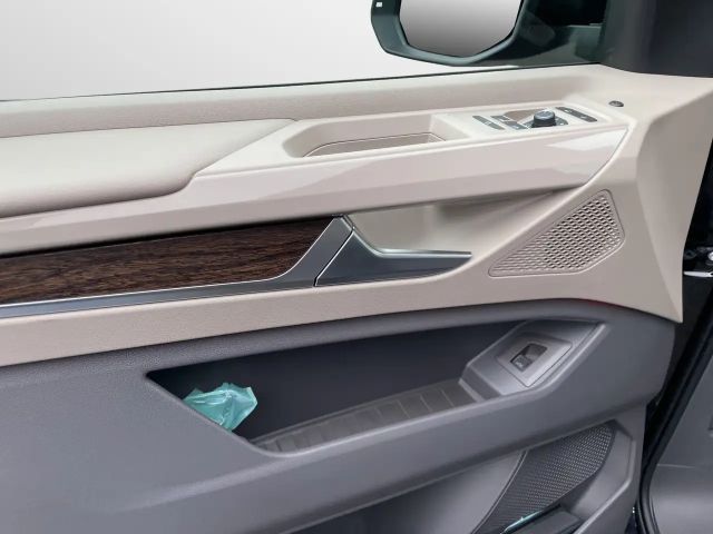 Volkswagen Multivan 2.0 TDI DSG Lang Style T7