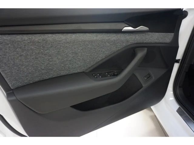 Skoda Superb 2.0 TDI Combi Selection