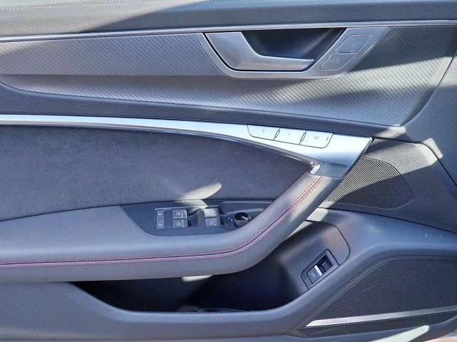 Audi RS6 4.0 TFSI Avant Quattro