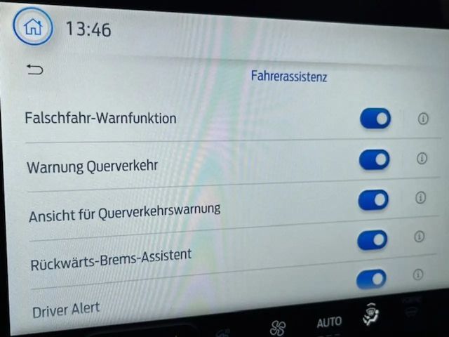 Ford Kuga Plug in Hybrid ST Line X