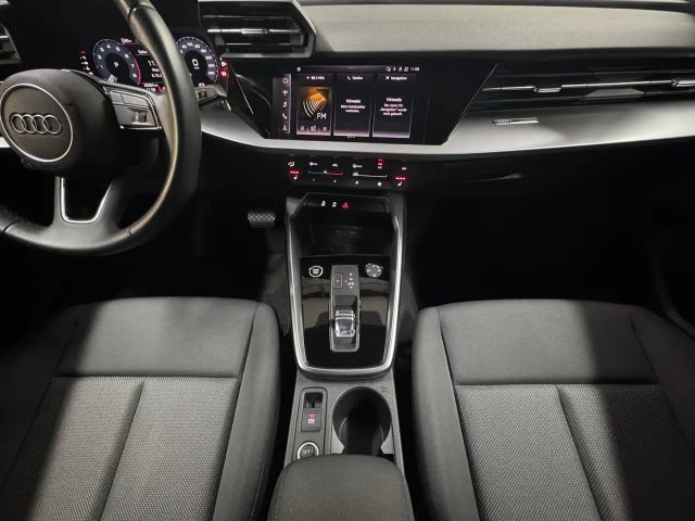 Audi A3 30 TFSI Sedan