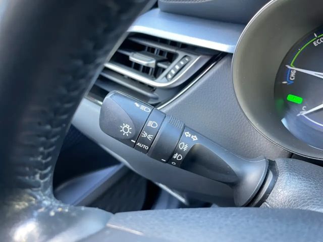 Toyota C-HR Hybride Team D