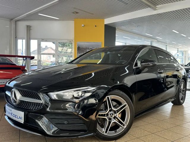 Mercedes-Benz CLA 200 AMG Line