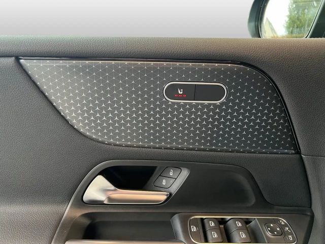 Mercedes-Benz B 200 Progressive Sedan