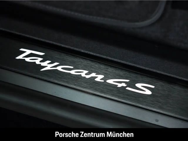 Porsche Taycan 4S Cross Turismo