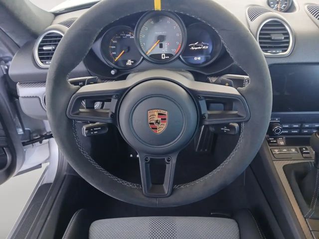 Porsche Cayman 718 RS