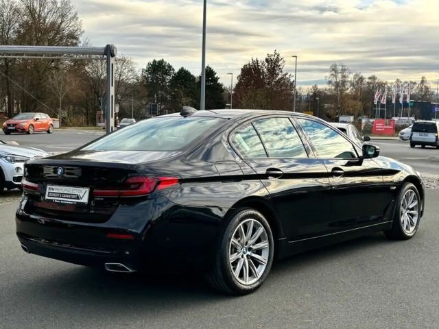 BMW 530 530e Sedan