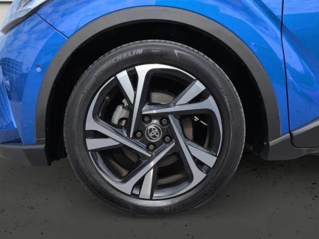 Toyota C-HR Hybride Team D