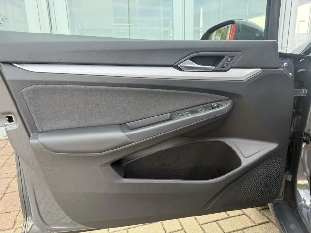 Volkswagen Golf DSG Life