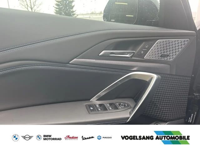 BMW iX1 Sedan xDrive30