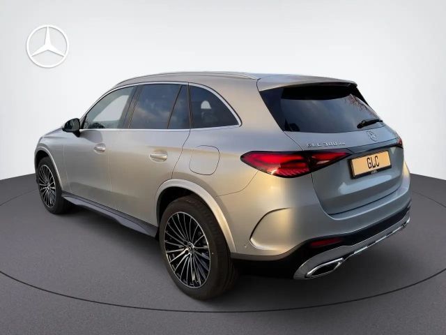 Mercedes-Benz GLC 300 4MATIC AMG Line