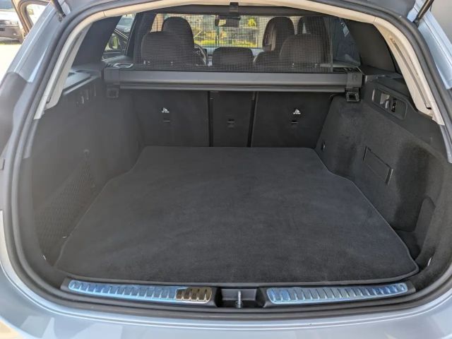 Mercedes-Benz C 180 AVANTGARDE