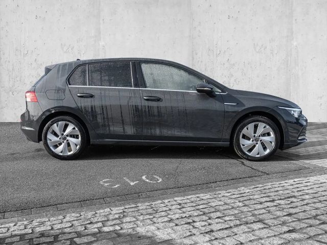 Volkswagen Golf 1.5 eTSI DSG Style