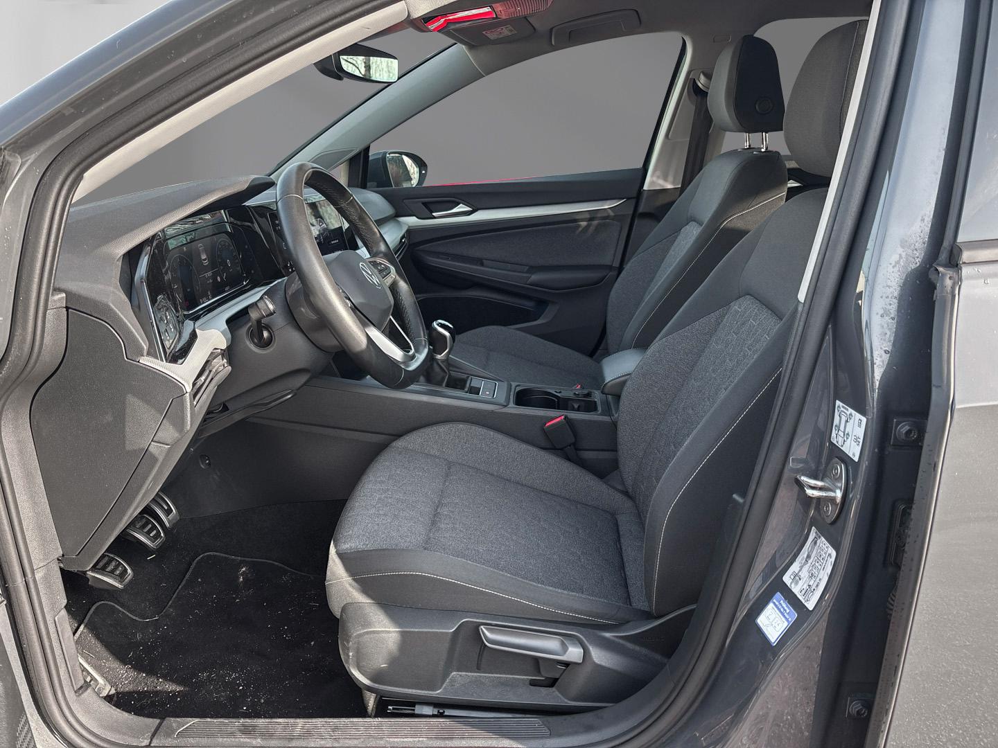 Volkswagen Golf 1.5 TSI Golf VIII Move