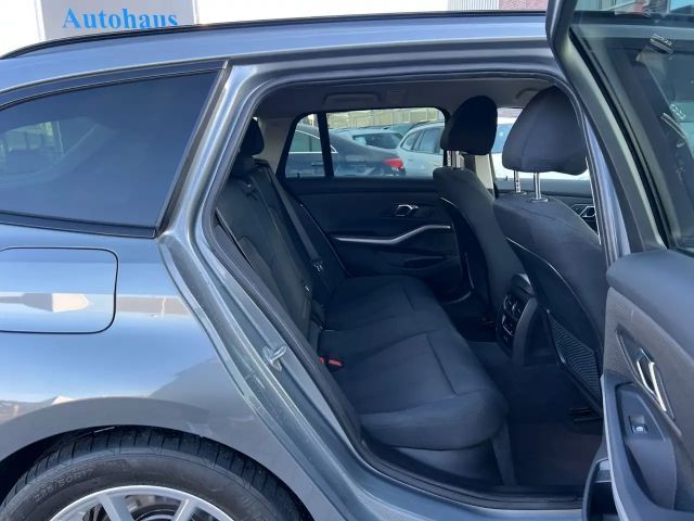 BMW 318 318d Touring