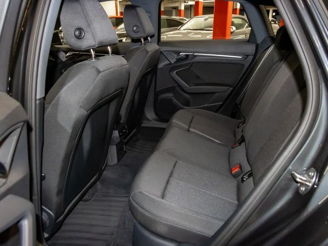 Audi A3 40 TFSI Hybride Sedan