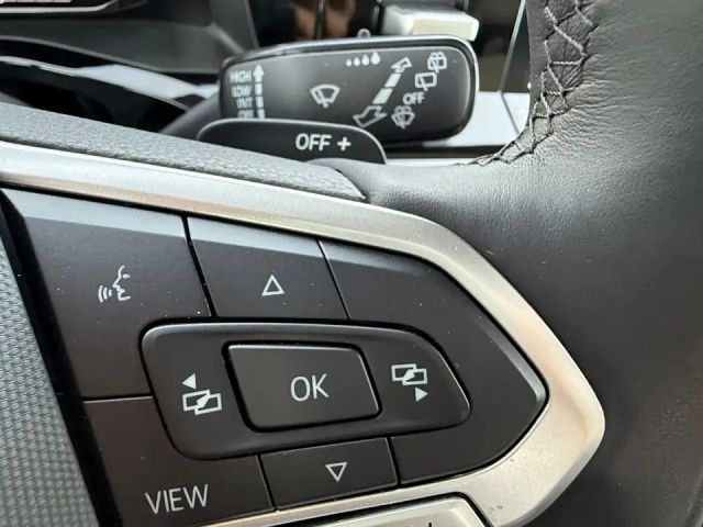 Volkswagen Multivan 2.0 TDI Lang Style T7