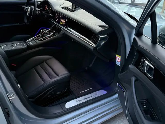 Porsche Panamera 4 E-Hybrid