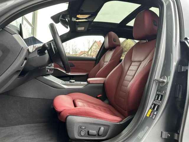 BMW 330 330e M-Sport Touring