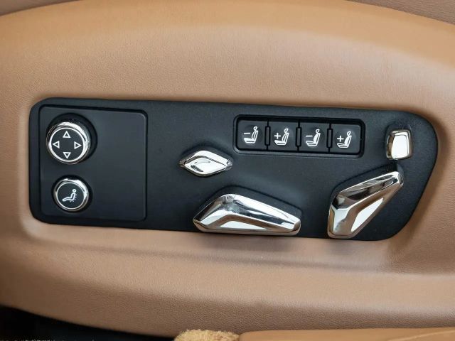 Bentley Flying Spur (MY26) von BENTLEY FRANKFURT