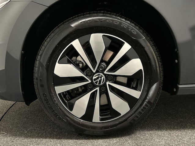 Volkswagen Touran 2.0 TDI