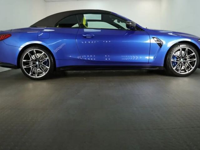 BMW M4 Cabrio Competition xDrive