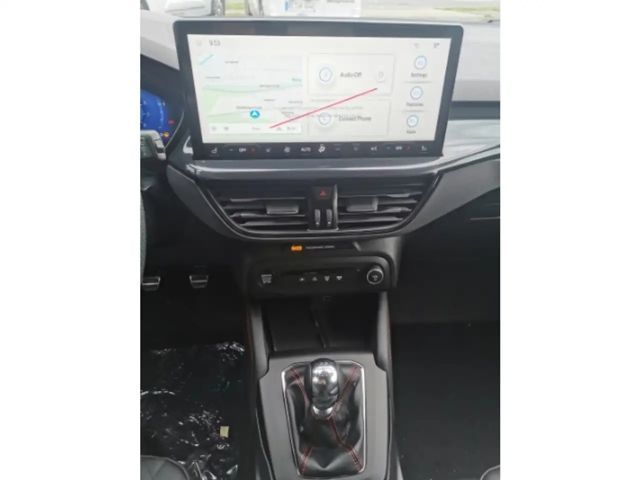 Ford Focus EcoBoost ST Line Wagon