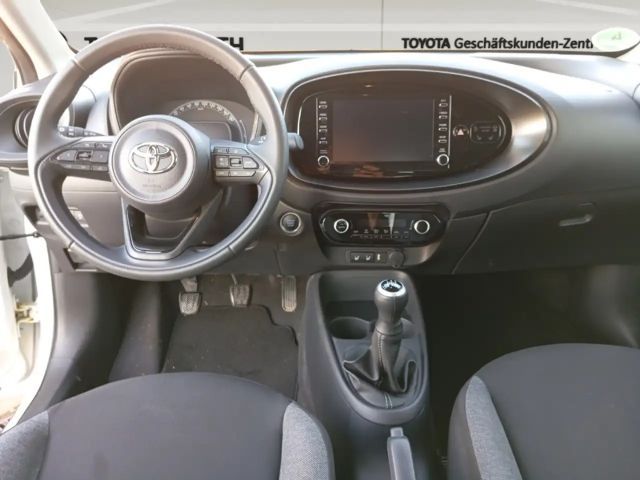 Toyota Aygo X Hatchback Play X-play