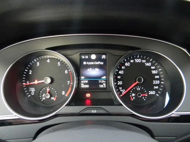 Volkswagen Passat Business Variant