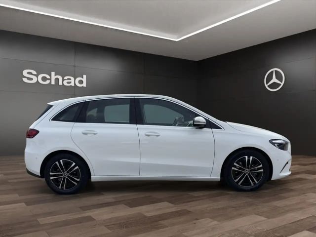 Mercedes-Benz B 200 B 200 d