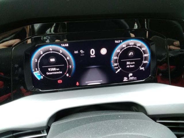 Volkswagen Golf Life Variant