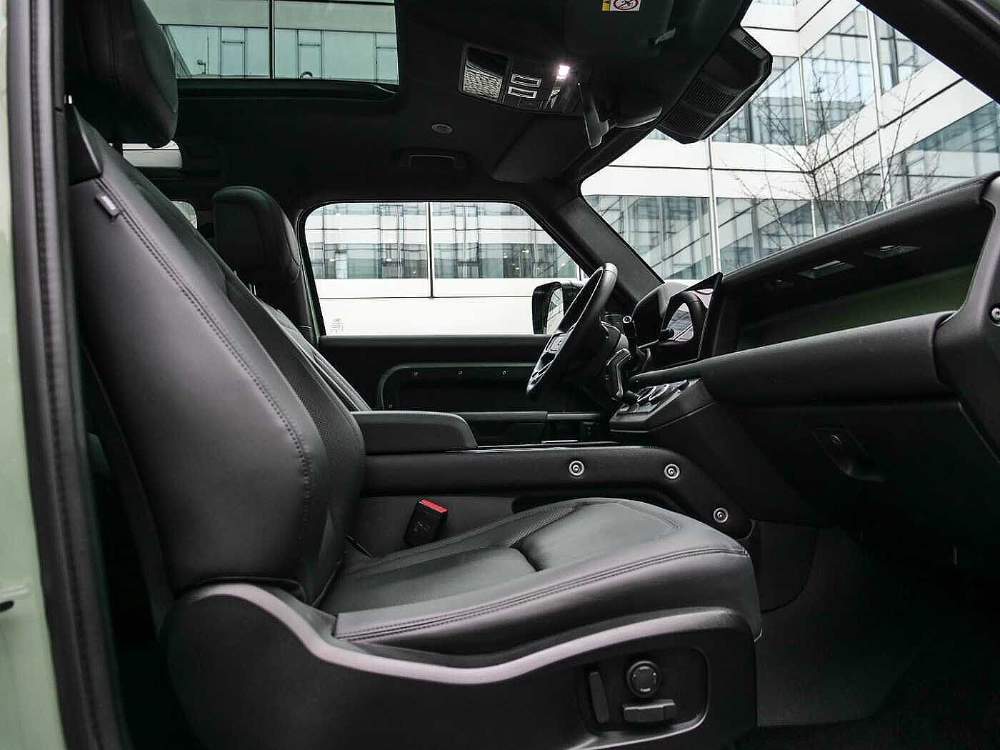 Land Rover Defender 90