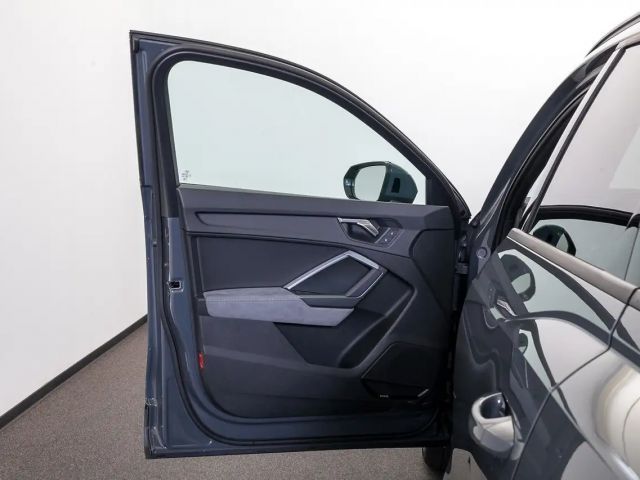 Audi Q3 35 TFSI S-Tronic