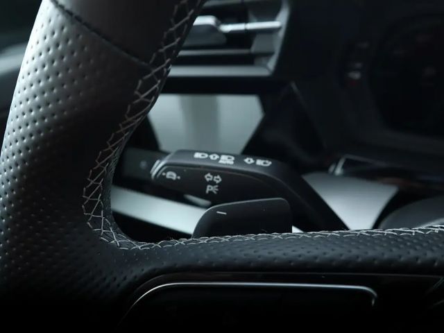 Audi A3 Hybride S-Line Sedan