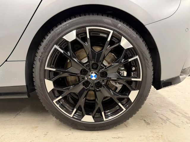 BMW 135 Sedan xDrive