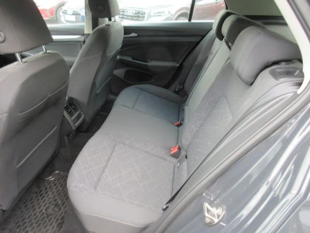 Volkswagen Golf DSG Life