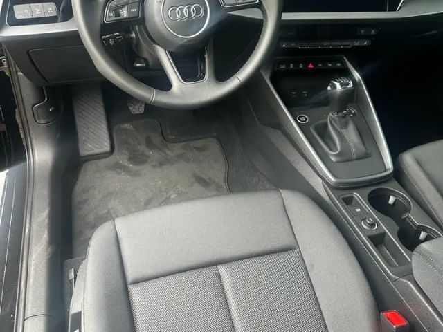 Audi A3 30 TFSI Sedan