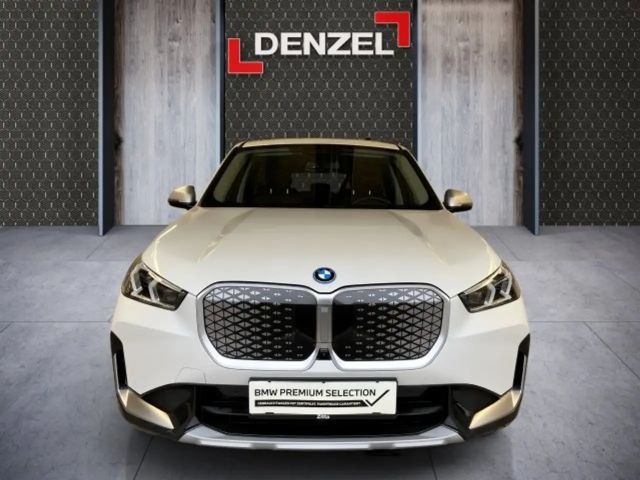 BMW iX1 xDrive30