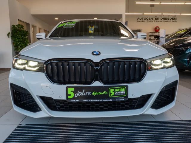 BMW 540 540d M-Sport Touring xDrive