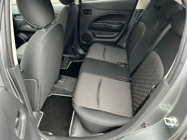 Mitsubishi Space Star CVT Star