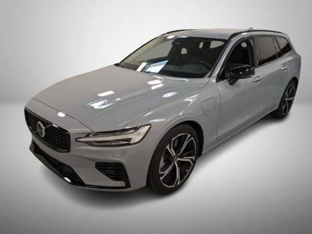Volvo V60 AWD Dark Hybrid Plus T6