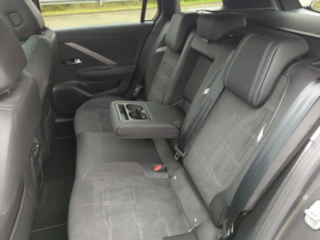 Opel Astra Sports Tourer Ultimate