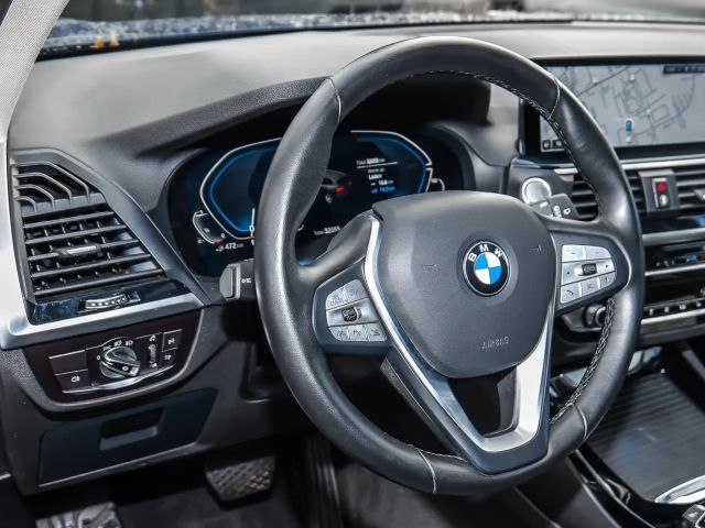 BMW X3 xDrive30e