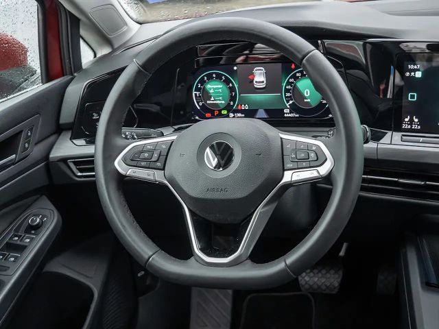 Volkswagen Golf 1.5 eTSI Golf VIII Style