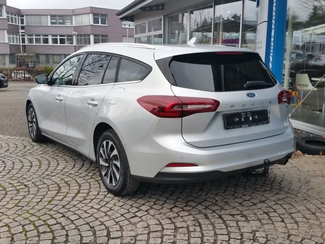 Ford Focus Titanium Wagon